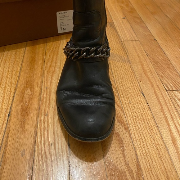 Leather bootie, super comfortable wore them only a few times. Brand is coach - Picture 5 of 6